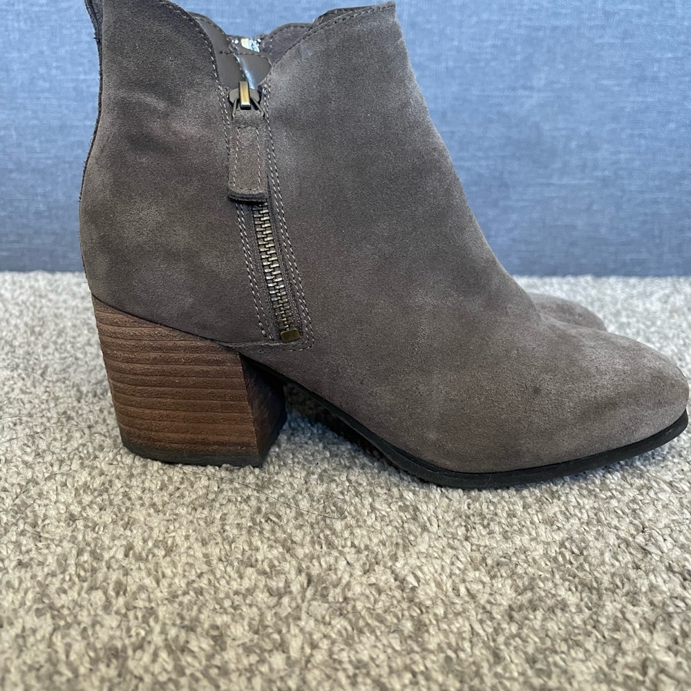 Women's Gray Suede Blondo Ankle Boots